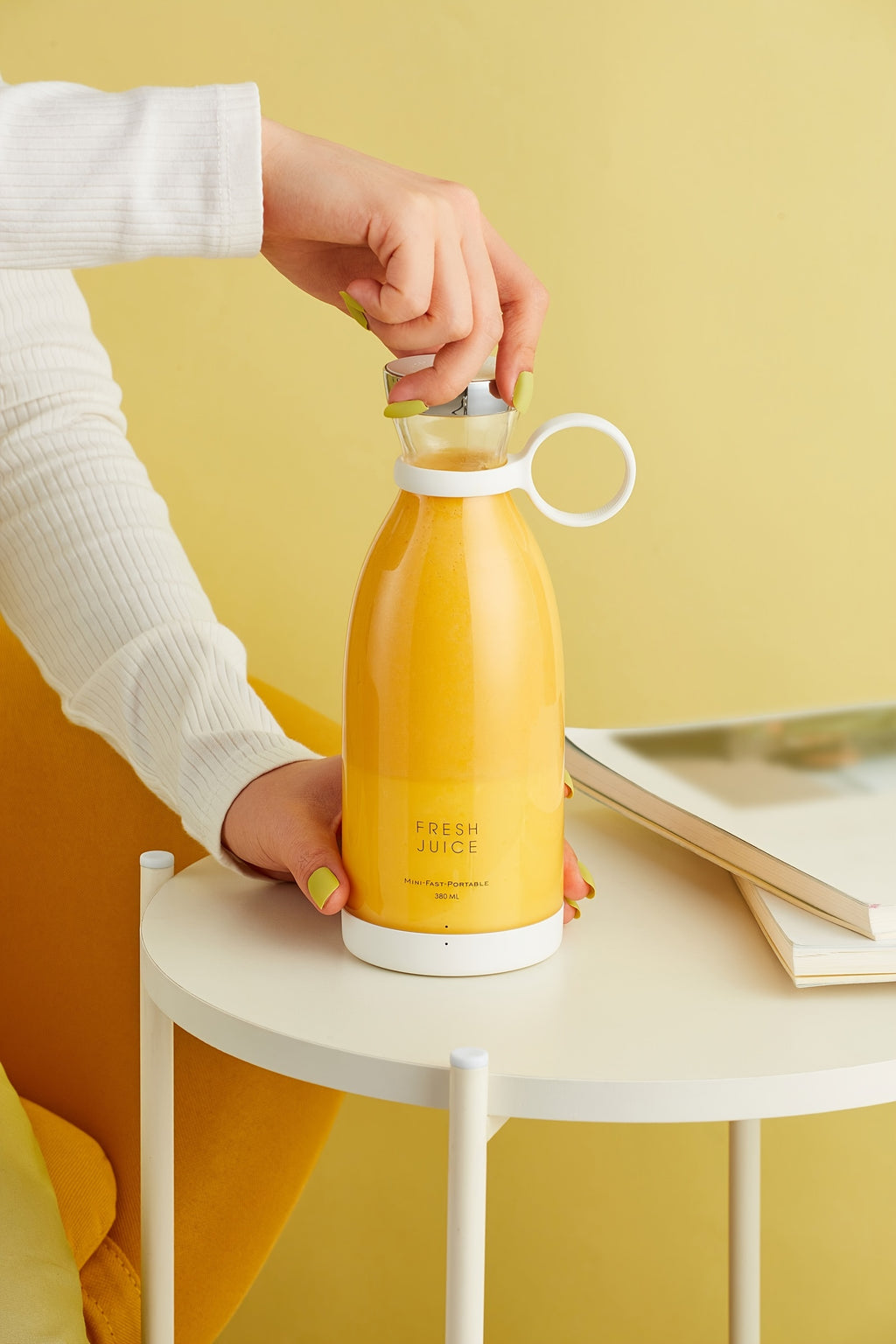 11.83oz Portable Electric Wireless Mini Fruit Blender Juicer - Perfect for On-the Go!