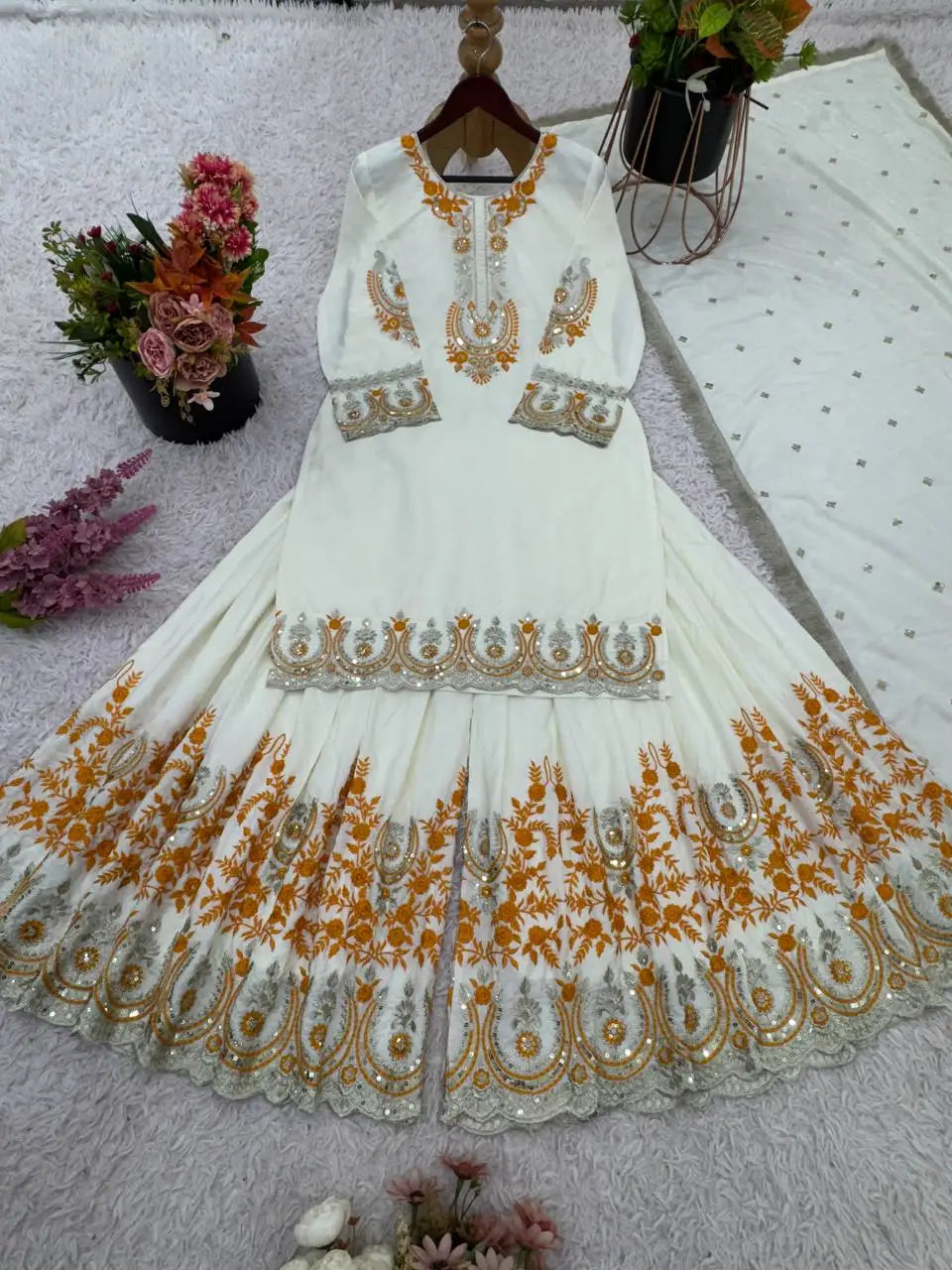 New Designer Indian and Pakistani Clothing Elegant Party Wear Top-Plazza and Dupatta with Heavy Embroidery Work