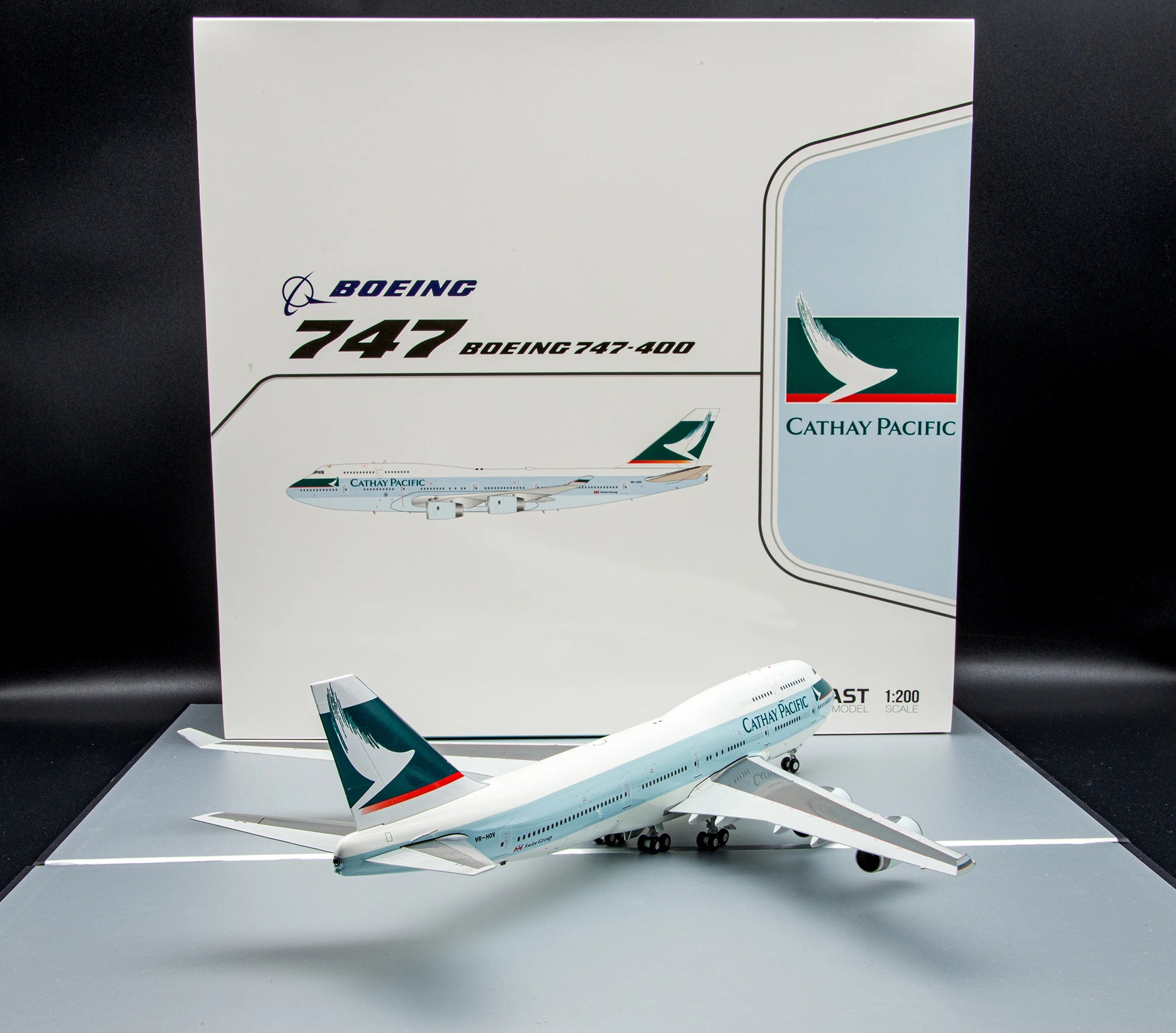 JCwings Cathay Pacific Boeing 747-400 VR-HOV 1:200 Diecast Aircraft Model SA2017