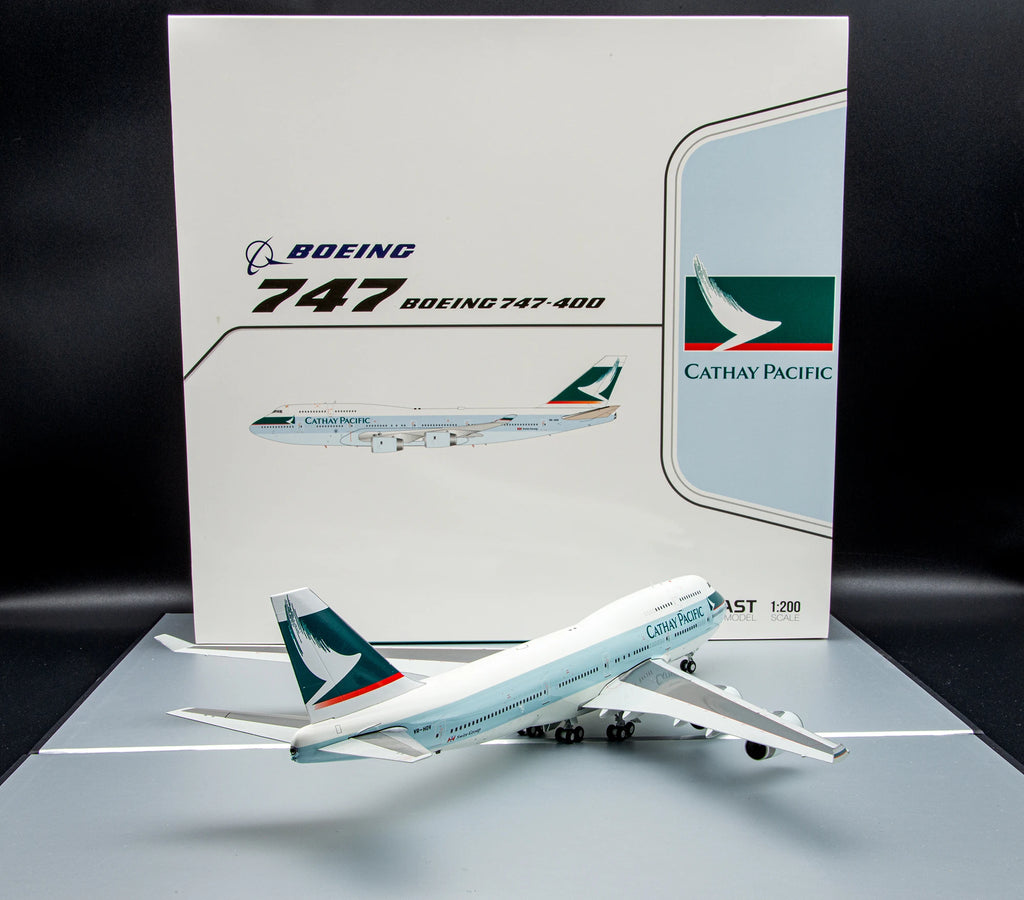 JCwings Cathay Pacific Boeing 747-400 VR-HOV 1:200 Diecast Aircraft Model SA2017