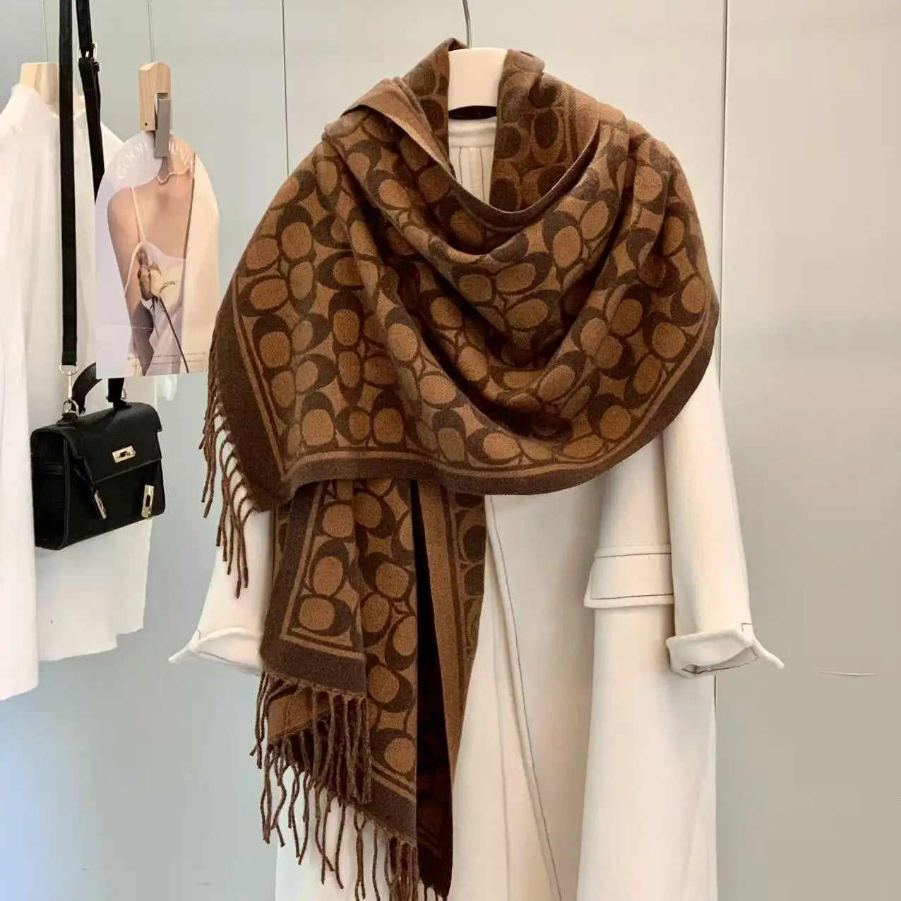 Fashionable Versatile Scarf Women's Sunscreen Warmth Air Conditioned Room Cover Blanket Gift Shoulder Shawl Chic Style Polyester