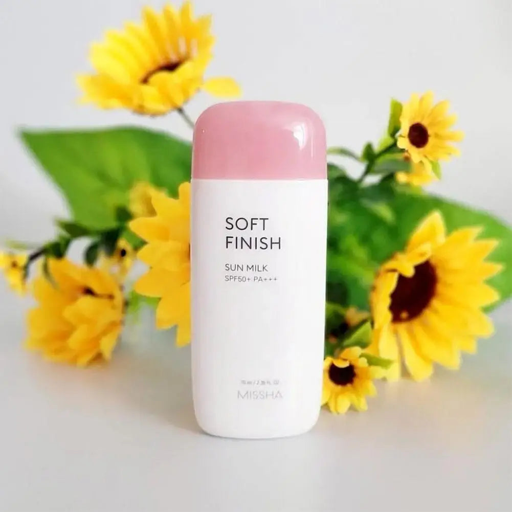 Mis SPF 50 High-Power Sunscreen Add Moisturizing Ingredients to Protect the Skin for Outdoor Activities and Daily Use