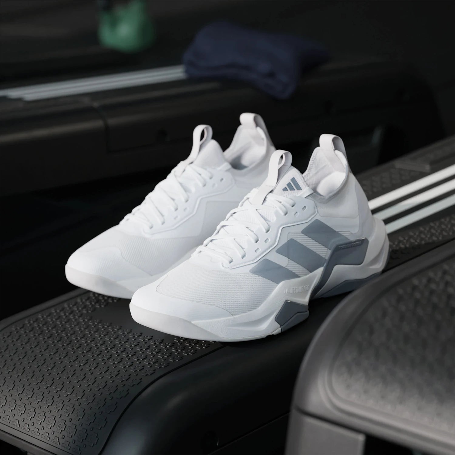 Adidas Genuine New Men's Anti-Slip Low-Top Responsive Training Shoes JI4196