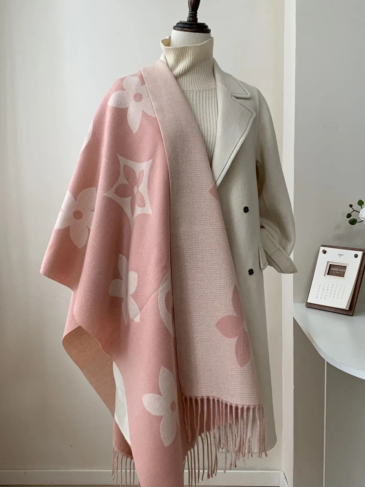 Elegant Double-Sided Cashmere-Imitating Shawl Women's Fashionable Air Conditioning Outerwear Versatile Autumn Winter Style