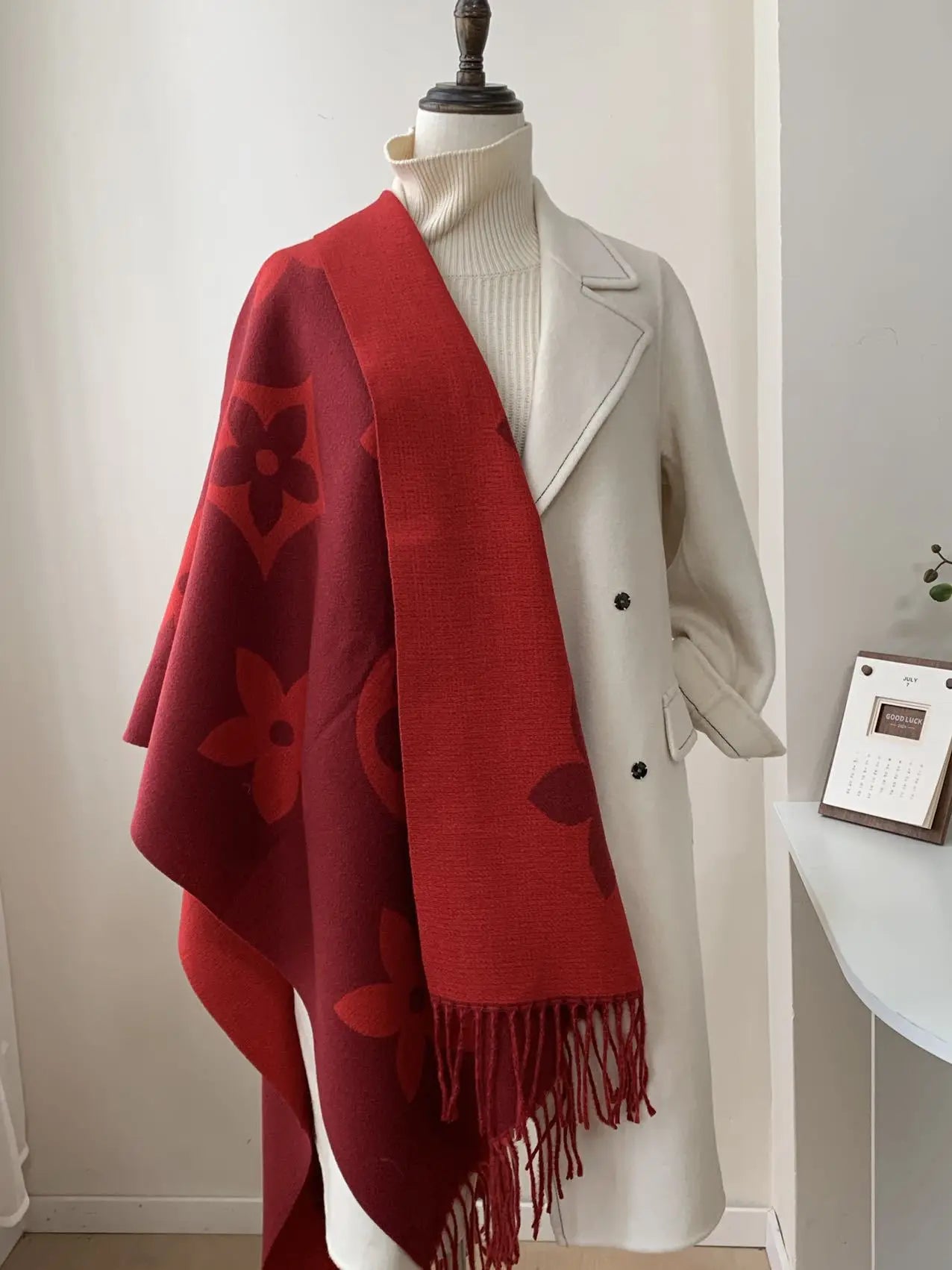 Elegant Double-Sided Cashmere-Imitating Shawl Women's Fashionable Air Conditioning Outerwear Versatile Autumn Winter Style
