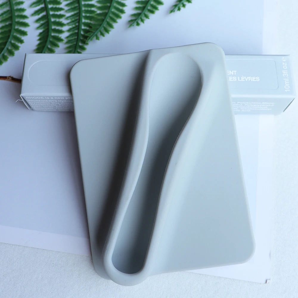 Silicone Lipstick Clip Card Holder for Phone Case - Anti-Fall Lip Gloss Holder with Kickstand, Liquid Silicone Mobile Phone Case