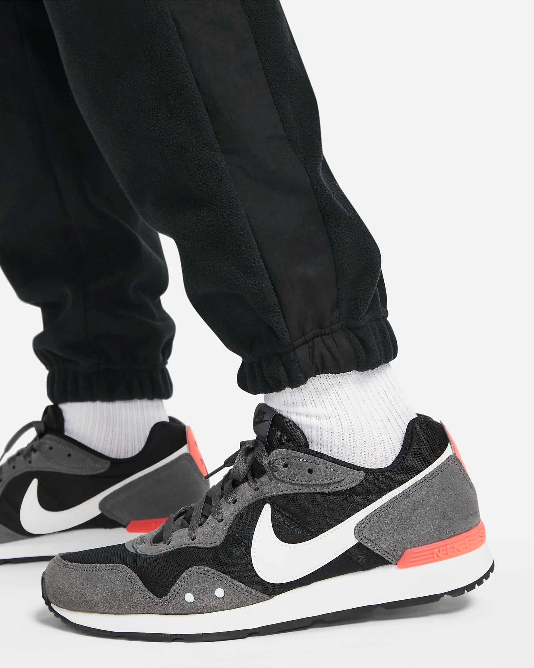 Nike Sportswear Solid Color Loose-Fit Drawstring Knit Sweatpants for Men - Black DD4893-010