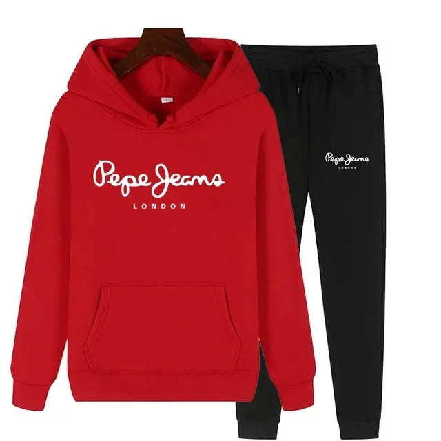 Two-piece sportswear for women, a hoodie and trousers set, fashionable autumn women's sportswear