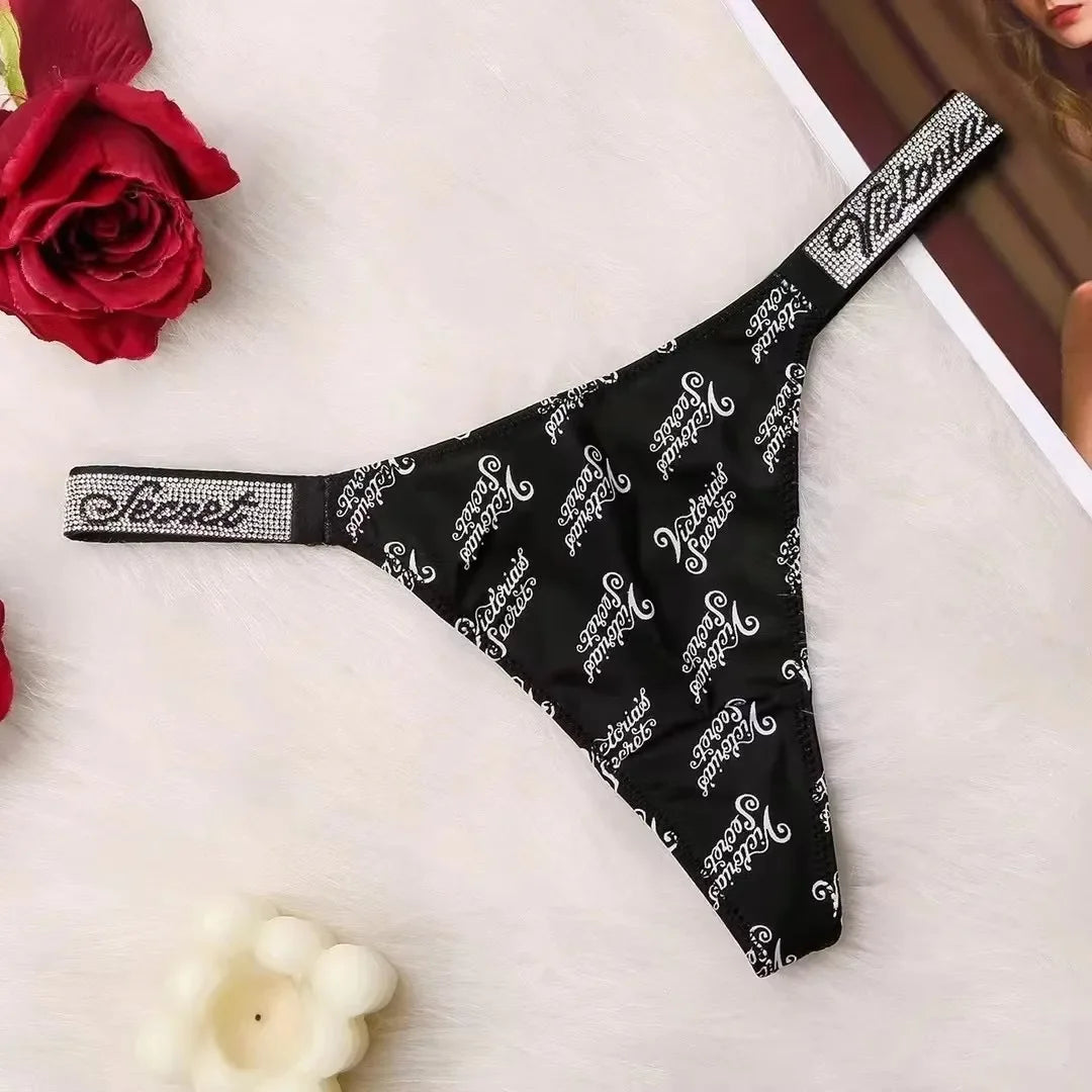 V Classic Women's Sexy Underwear Antibacterial Fashionable Soft with Rhinestones Breathable Panties Women's Underwear