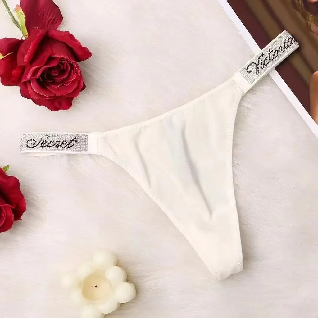 V Classic Women's Sexy Underwear Antibacterial Fashionable Soft with Rhinestones Breathable Panties Women's Underwear