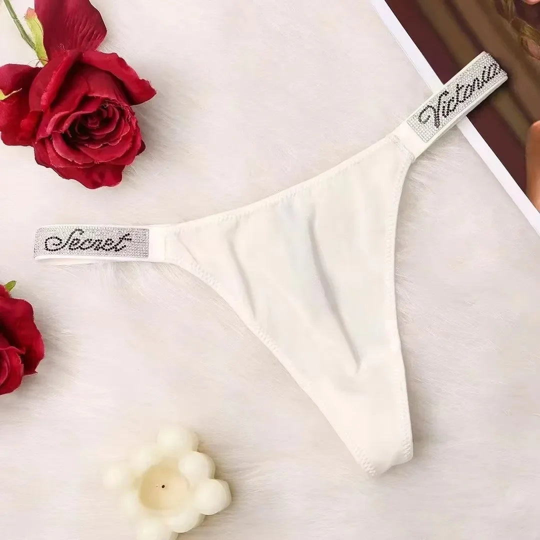 V Classic Women's Sexy Underwear Antibacterial Fashionable Soft with Rhinestones Breathable Panties Women's Underwear