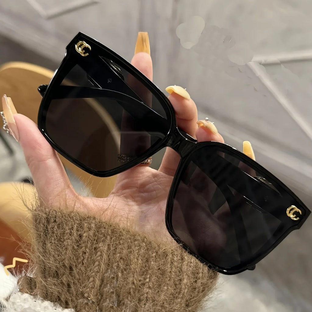 2026 New Fashion Cool Sunglasses Women Luxury Brand Flowers Anti Strong Light Letter Sun Glasses Ladies Gafas UV400