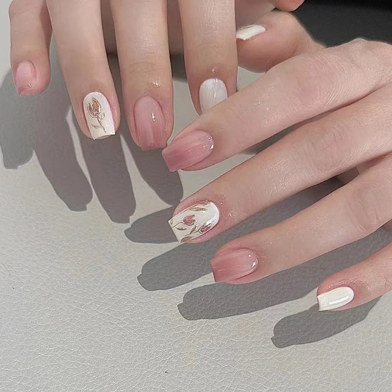 24Pcs/Set Sweet Love Fake Nail with Gradient French Press on Nails Reusable Short Full Cover Nail Tips for Women Wholesale