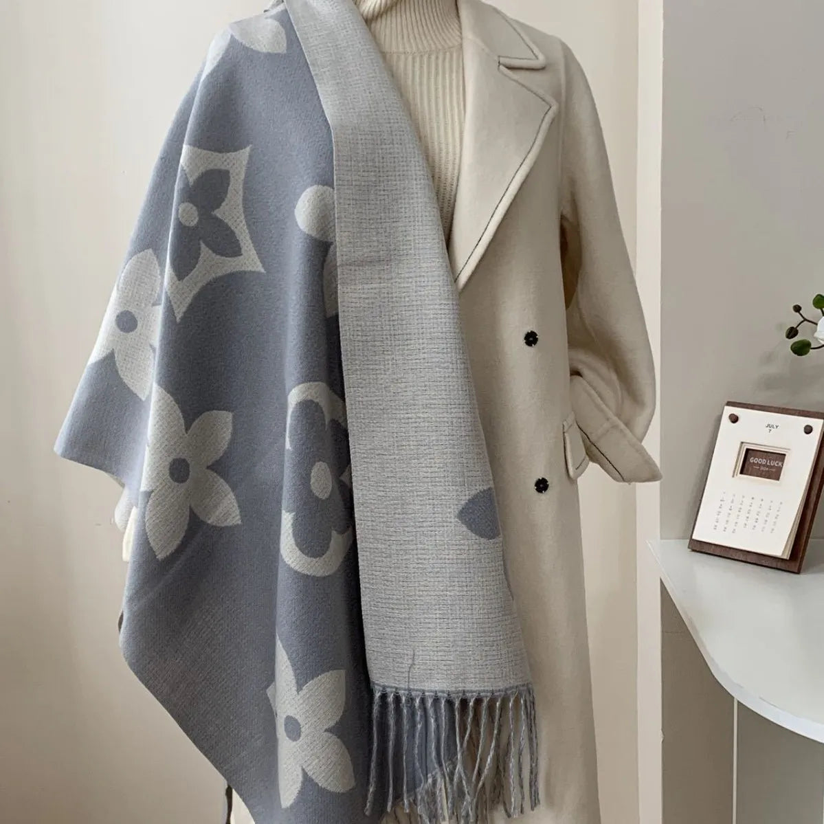 Elegant Double-Sided Cashmere-Imitating Shawl Women's Fashionable Air Conditioning Outerwear Versatile Autumn Winter Style