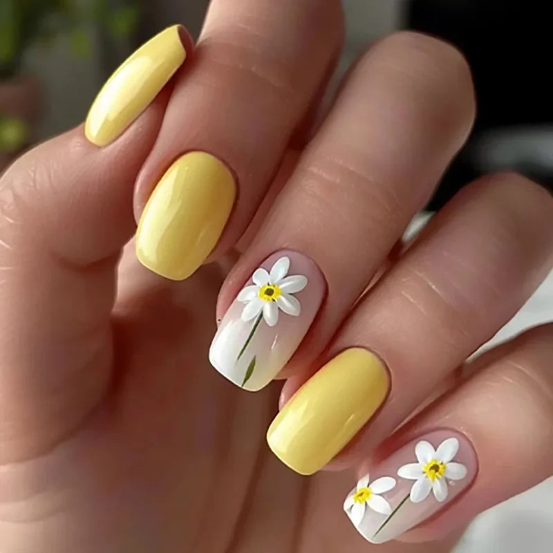 24Pcs/Set Sweet Love Fake Nail with Gradient French Press on Nails Reusable Short Full Cover Nail Tips for Women Wholesale