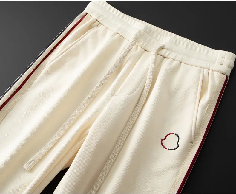 Luxurious Stand Collar Sportswear Set for Men Casual Fashionable Winter Half Zipper Sweatshirt Straight Leg Sweatpants Two Piece