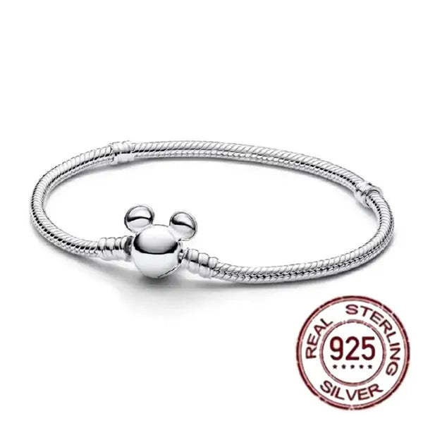The best-selling S925 sterling silver heart-shaped crown snake bone chain is perfect for the original DlY bracelet! A perfect je
