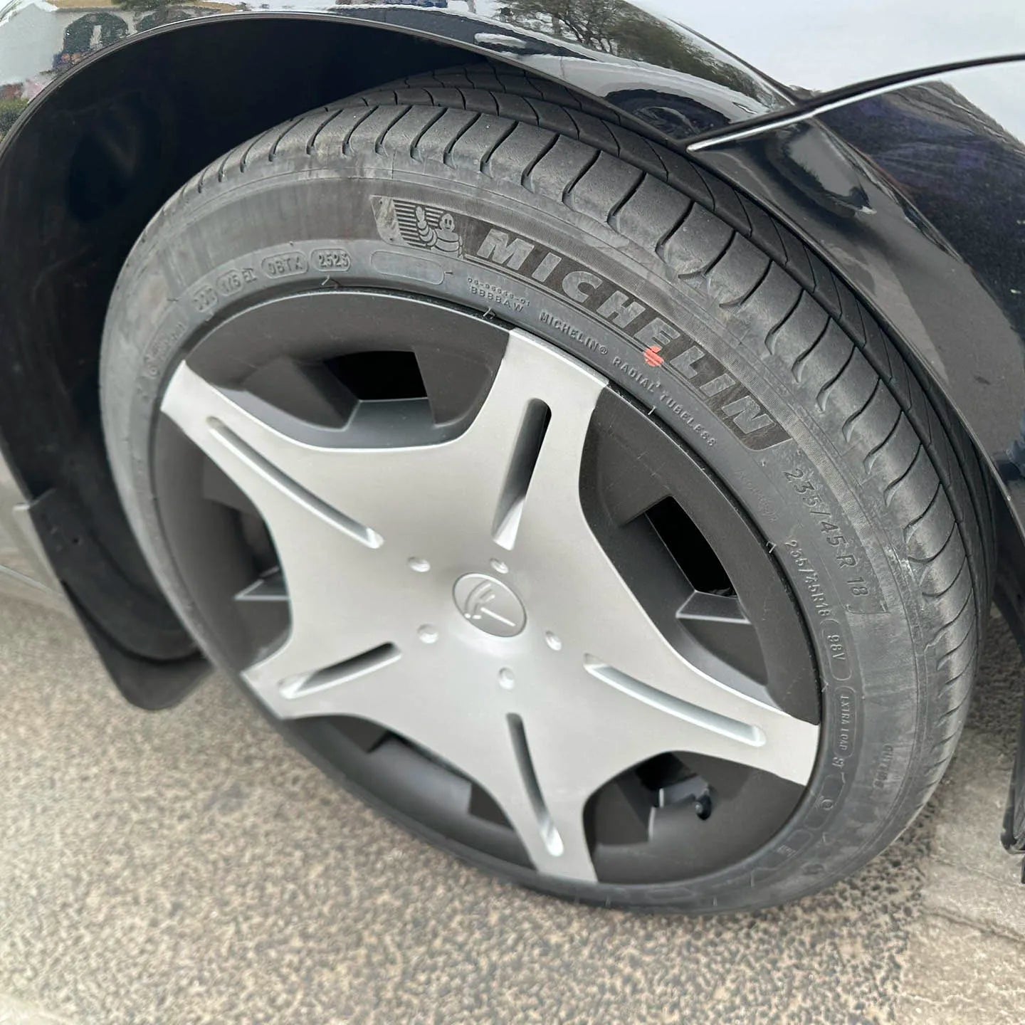 For Tesla Model 3 Performance Hub Cap 4PCS Replacement Wheel Cap Automobile 18-Inch Hubcap Full Rim Cover Accessories 2018-2023