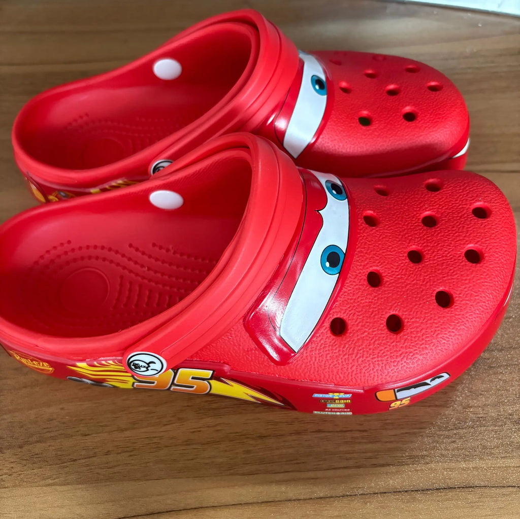 New Disney McQueen Pix Cartoon Solid Color Waterproof Anti Slip Hole Outdoor Sandals Casual Sandals Adult Anime Accessories