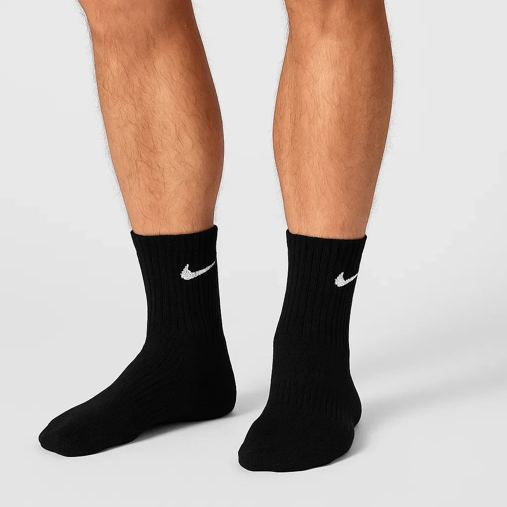 Nike Unisex Mid-Calf Socks - Versatile Styles for Comfortable Casual Wear and Sports SX7667