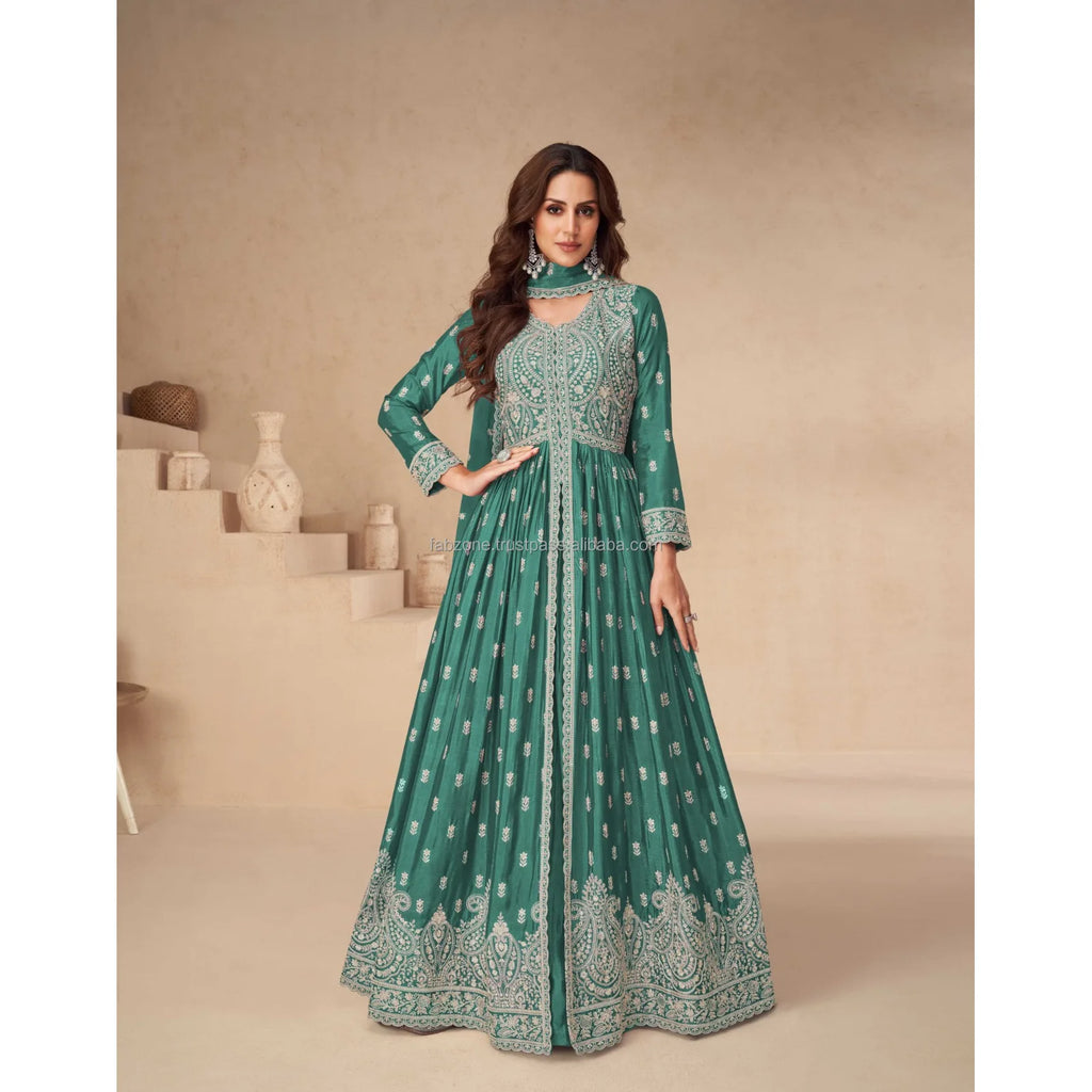 Net Fabric Heavy Embroidery Gown Pakistani Style Salwar Kameez for Ladies Party Wear