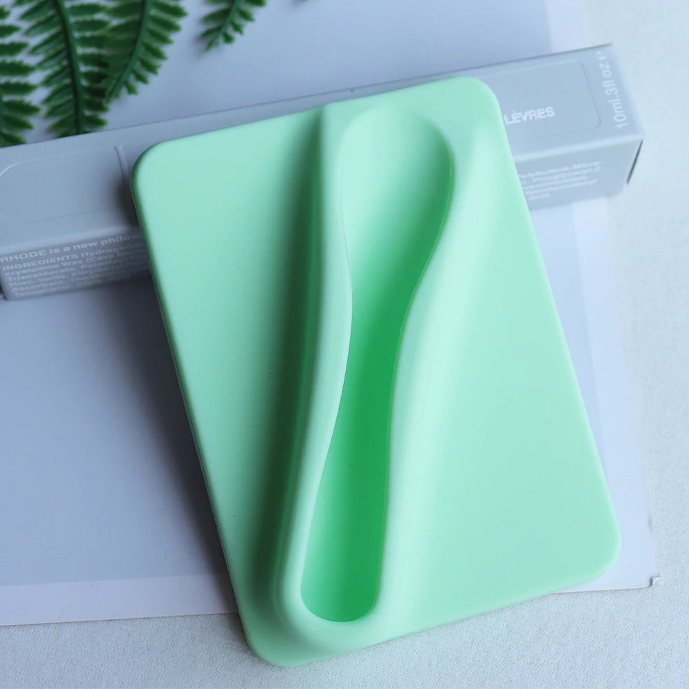 Silicone Lipstick Clip Card Holder for Phone Case - Anti-Fall Lip Gloss Holder with Kickstand, Liquid Silicone Mobile Phone Case